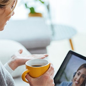 Ai grijă de sănătatea ta, în orice moment. Fără cozi. Fără riscuri. Fără griji.