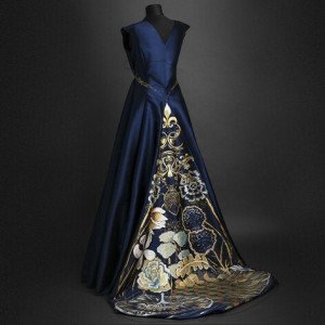 Poartă-ți frumusețea într-o rochie unică, creată special pentru tine