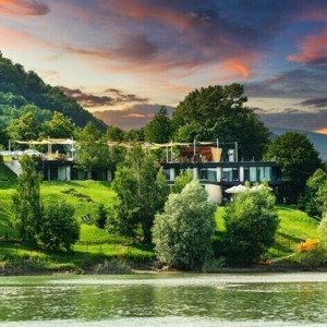 Răsfață-te la boutique hotelul din inima naturii